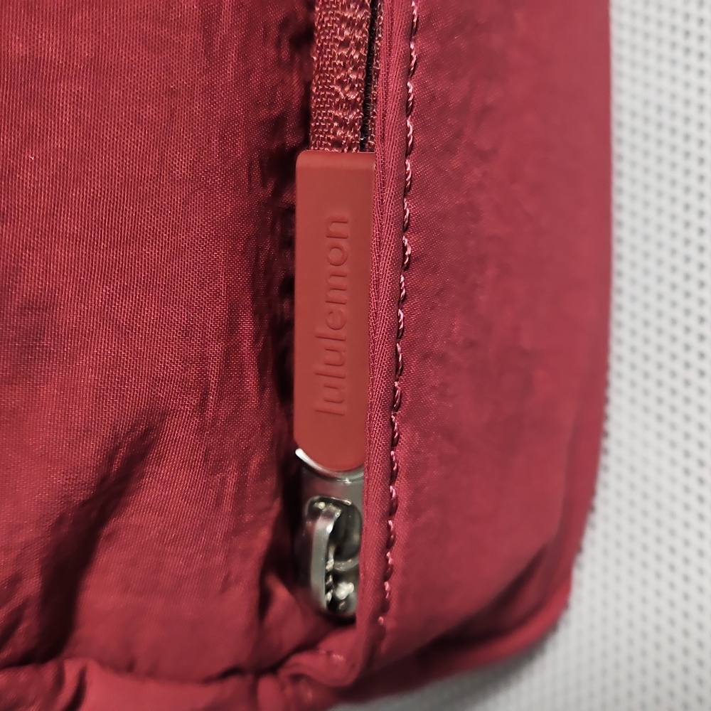 Lululemon City Essentials Deep Red PouchMini 2L - Picture 2 of 8